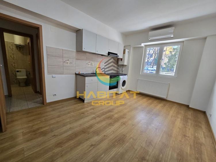 De vânzare – Apartament 2 camere tip studio Piața Sudului - 1