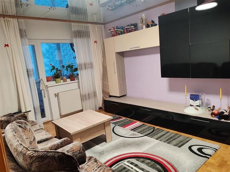 Apartament 4 camere,  etajul 2, Racadau - 2