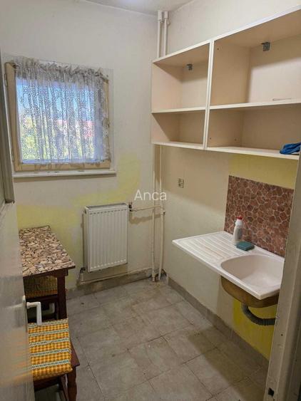 Vand apartament cu 1 camera, in Beius