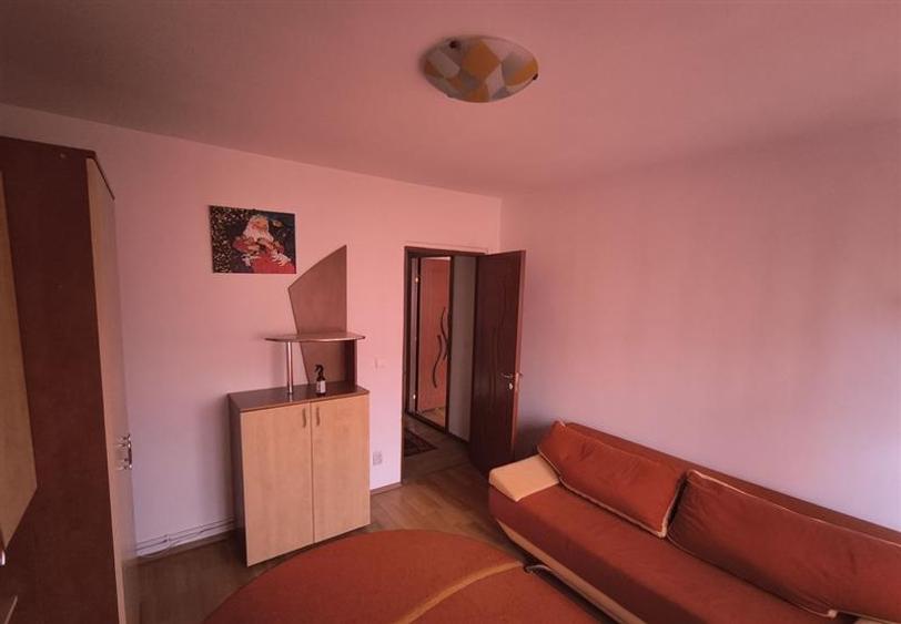 Apartament cu 3 camere, etaj intermediar,  in Scriitorilor, Brasov - 7