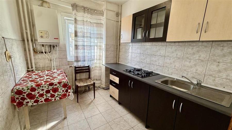 Apartament cu 2 camere de vanzare in Alexandru cel Bun - 2