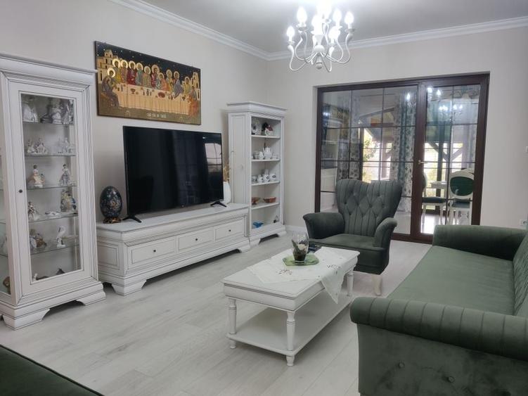 CASA  DEOSEBITA LA  SACALAZ IN SUPRAFATA DE 153 MP - 2