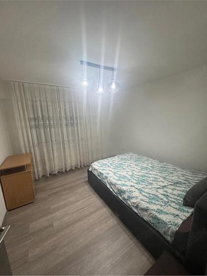 Caut colegi de apartament - 4