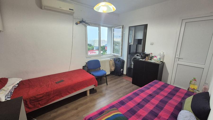 Garsoniera 19 mp str. Postavarul - 1