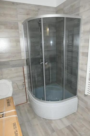 Apartament 1 camera in bloc nou, 2 balcoane, central - Podgoria, et. 4 - 8