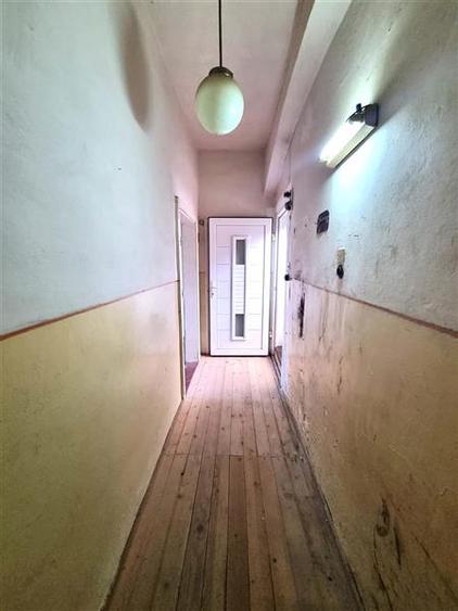 Garsoniera cu gradina in Centrul Vechi Brasov. Liniste, spatiu verde si potentia - 3