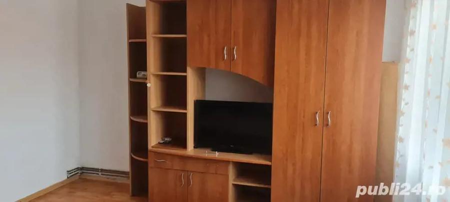 Garsonieră semidecomandată în Petros