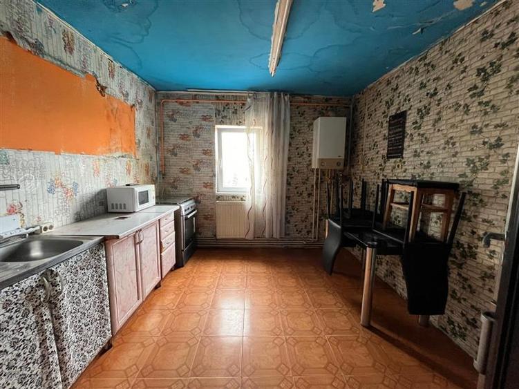 Lugoj, Apartament 3 Cam. 84 Mp. Micro 4, Acoperis Nou - 6