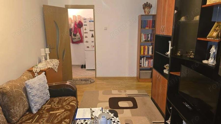 Vand apartament cu 2 camere in Deva, zona Dacia (Romanilor), etaj 2, mobilat si utilat integral - 1