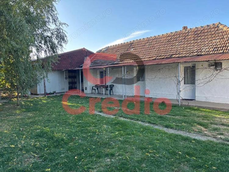 1200mp teren, casa cu 2 corpuri-asfalt, utilitati, locatie buna - 9