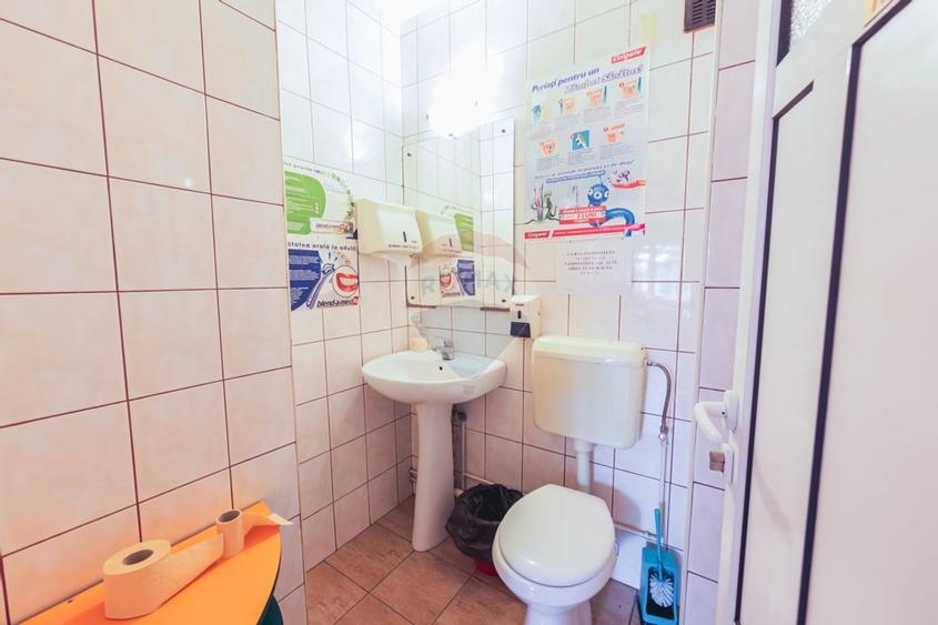 Oportunitate unica - preluare clinica medicala cu traditie din 2001 - 28