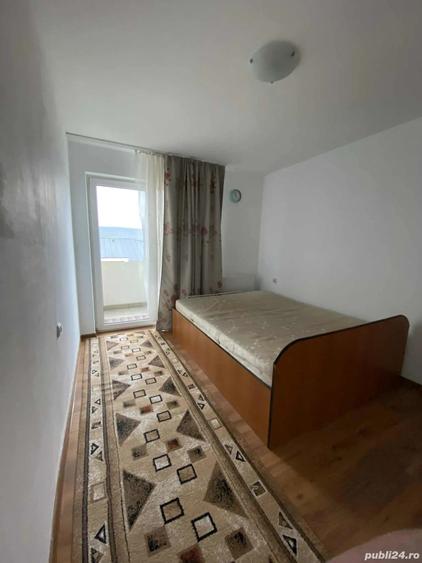 Inchiriez apartament - 2