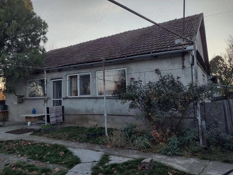 Casa de vanzare la tara, teren generos locatie linistita - 8