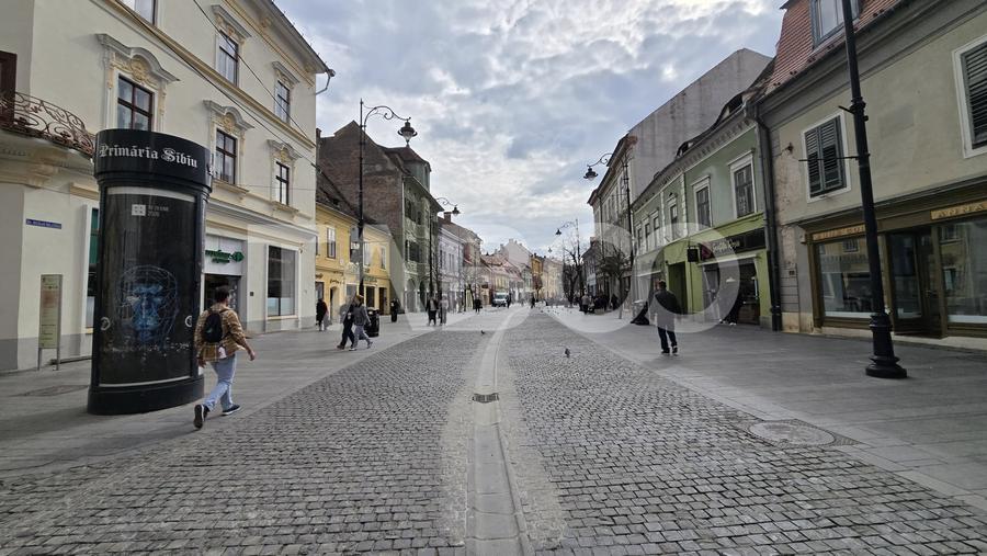 OPORTUNITATE INVESTITIE - 2 Garsoniere de vanzare in Centrul Istoric - 1