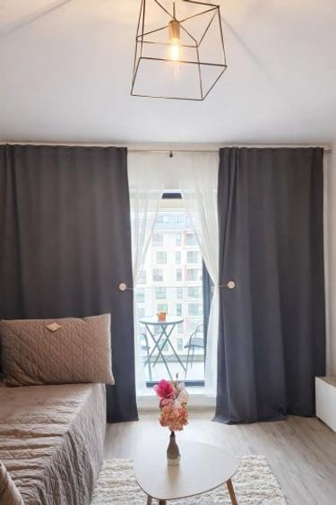 Apartament de închiriat Plaza Residence/ Faza 2/ metrou/ centrala - 2