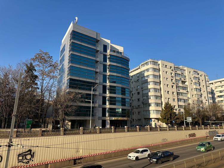 Spatiu de birouri de inchiriat - 8