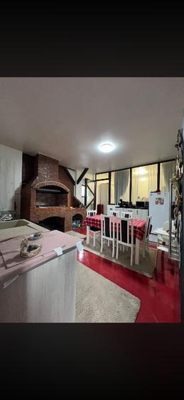 Casa spațioasă + bar separat 230mp - 6