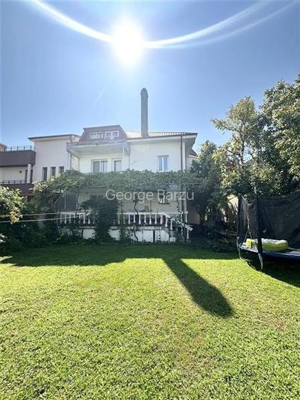 Casa D+P+1E+M cu teren de 471 mp, localitatea Ovidiu aproape de lac