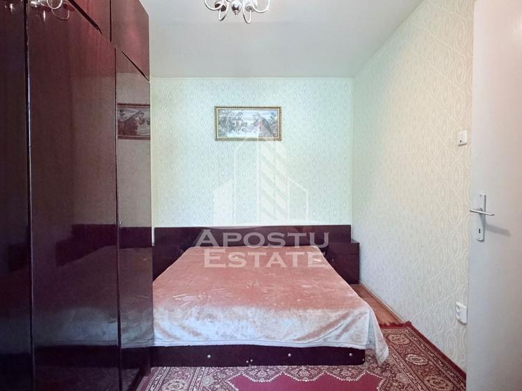 Apartament de vanzare cu doua camere parter Piata Doin Calea Sagului - 5