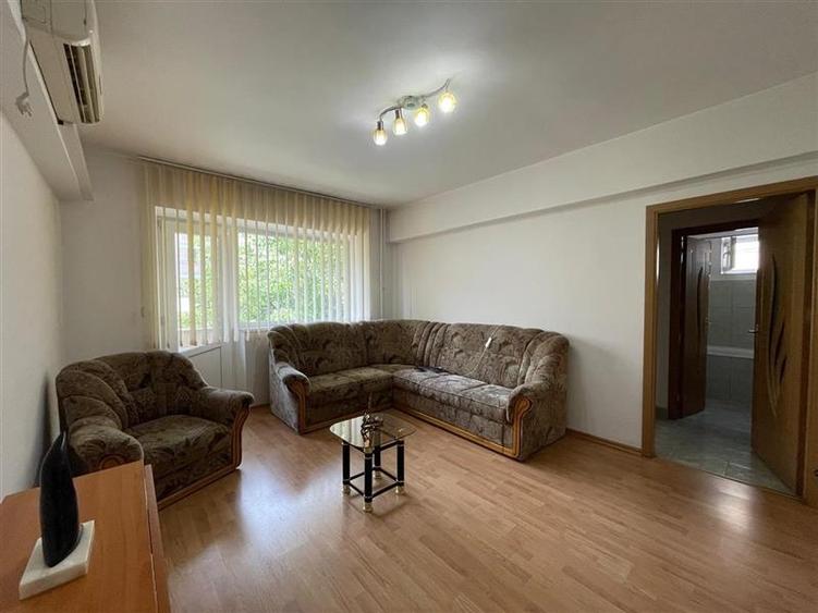 Apartament 3 camere de vanzare zona Ultracentrala Tulcea - 2