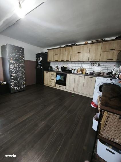 Casă cu 2 camere cu Teren 5567 Mp în Frătăuții Vechi