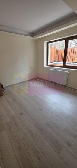 Apartament 2 camere, parter, de vanzare in Busteni - 4