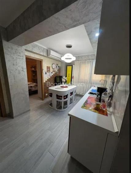 Apartament 2 camere decomadat, Baza 3 - Granit Apartament 2 camere decomadat, Baza 3 - Granit