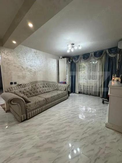 Apartament 3 camere, 69 mp - Buzoieni - Piata Rahova - 2