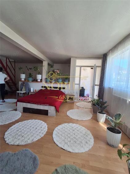 CASA SI TEREN DE VANZARE OITUZ - 6
