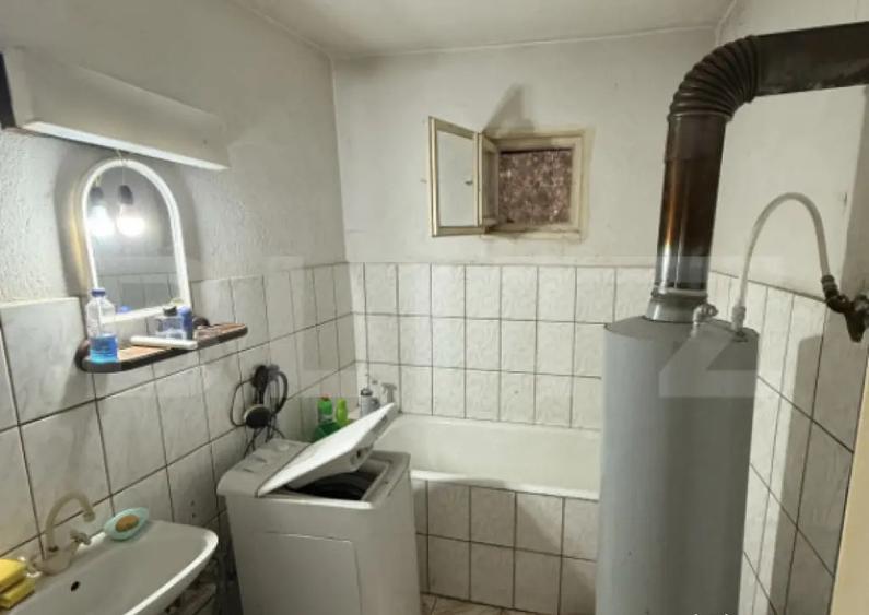 Casa de vanzare | Livada, jud. Satu Mare 150 mp teren 24 a - 5