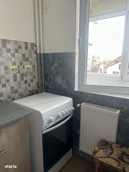 Campina - garsoniera mobilata - et.2/35mp - 44500 Euro - 3