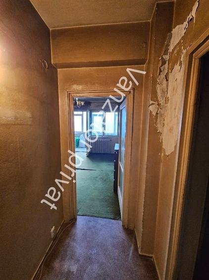 Garsonieră cu vedere la parcul Cismigiu, nerenovata - 2