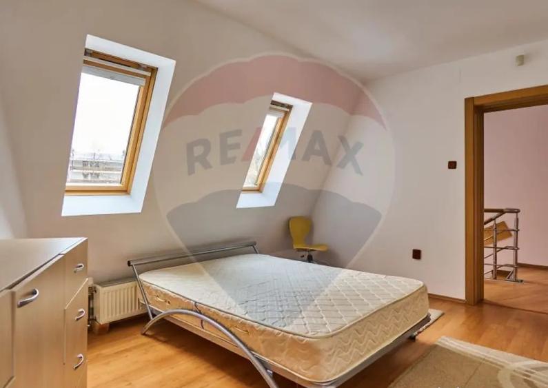 Vila/ Casa de vacanta Predeal/ piscina interioara ! - 8