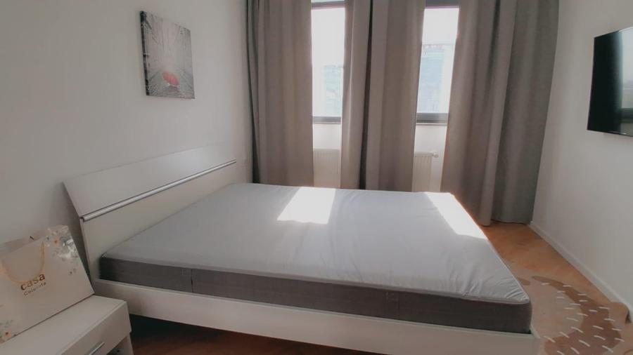 Apartament cu 3 camere decomandat, mobilat în Pipera