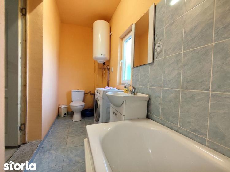 Casa la tara, Calea Mare, Bihor, teren mare, 2 intrari auto vanzare - 1