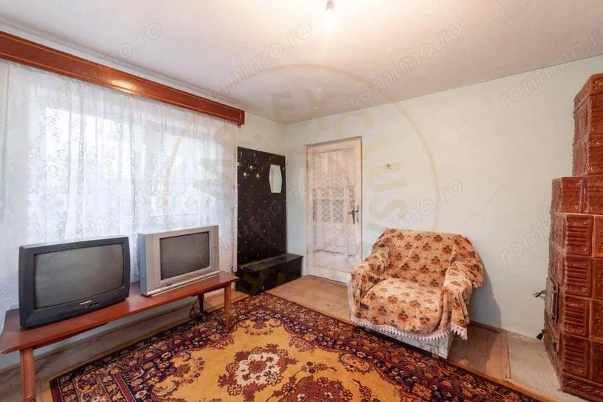 Casa traditionala la tara in Gliganu de Jos Com. Rociu-Arges la 30 km de Pitesti - 14