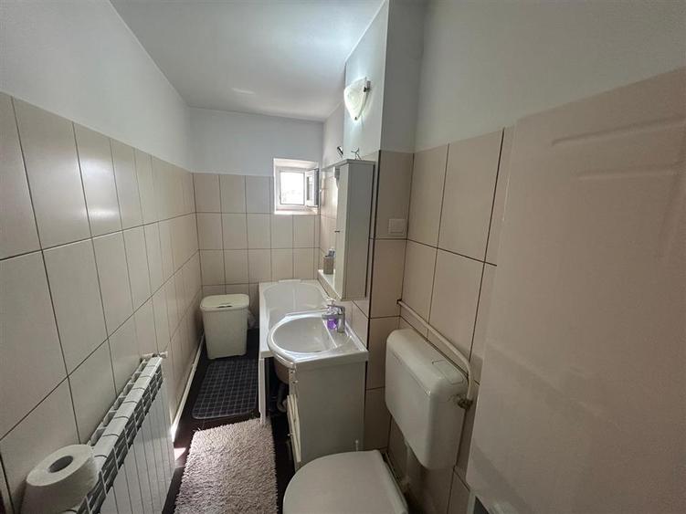 Apartament cu 2 camere de vanzare, zona Sud - 10