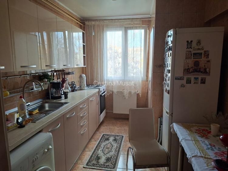 Titan-aleea Rotunda-bloc tip H