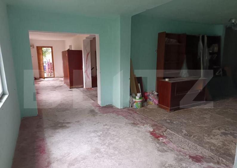 Casa renovabila, cu un teren 2000 m, intr-o zona linistita - 13