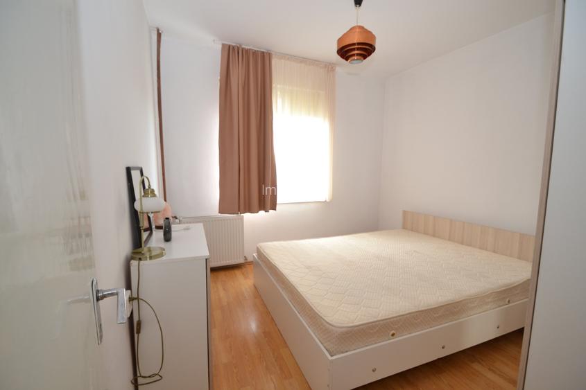 Apartament 2 camere, in apropierea  P-tei Unirii, 350 euro