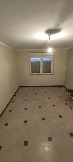 Apartament de vanzare - 1