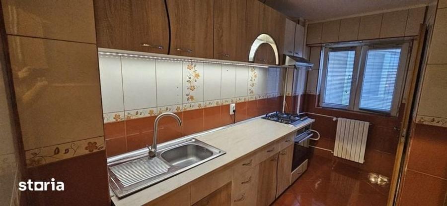 Inchiriez 3 camere Calea 13 septembrie - 1