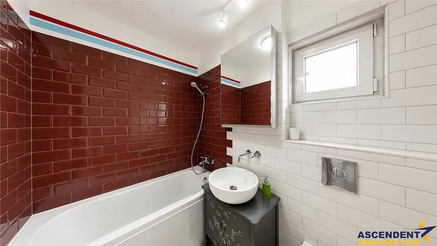 Apartament cu 2 camere semidecomandat în Centrul Civic