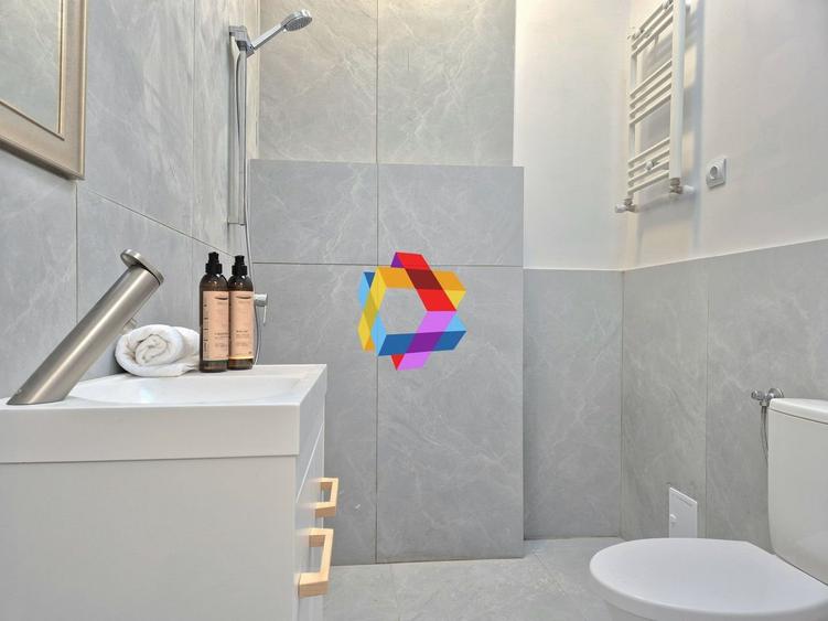 Casa de vânzare zona Centrală - 225 mp - 22