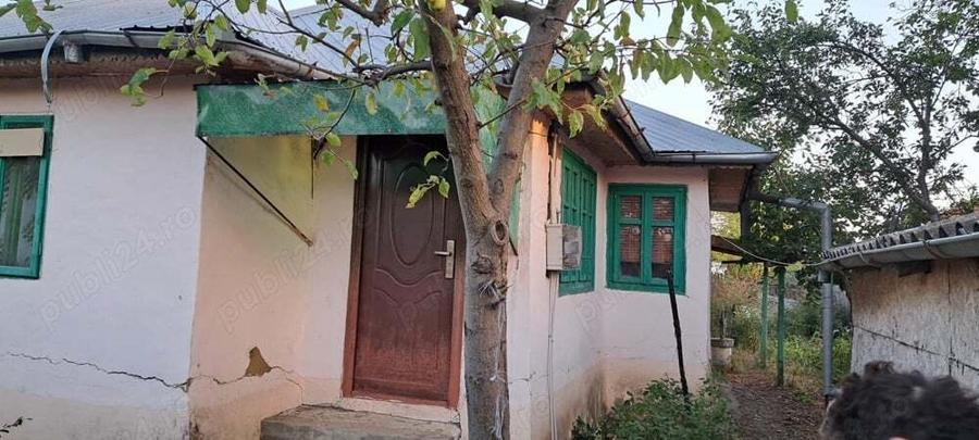 Teren+ casa de vanzare - 1