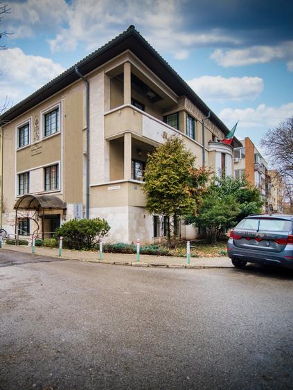 Cladire/Spatiu cu alta destinatie - 4 niveluri - pretabila diverse activitati - 54