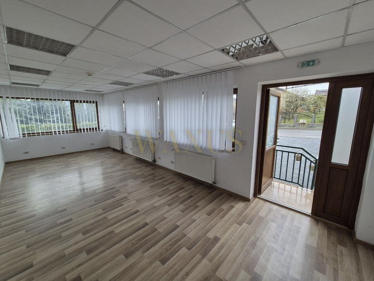 Spațiu comercial, pretabil birouri - 2