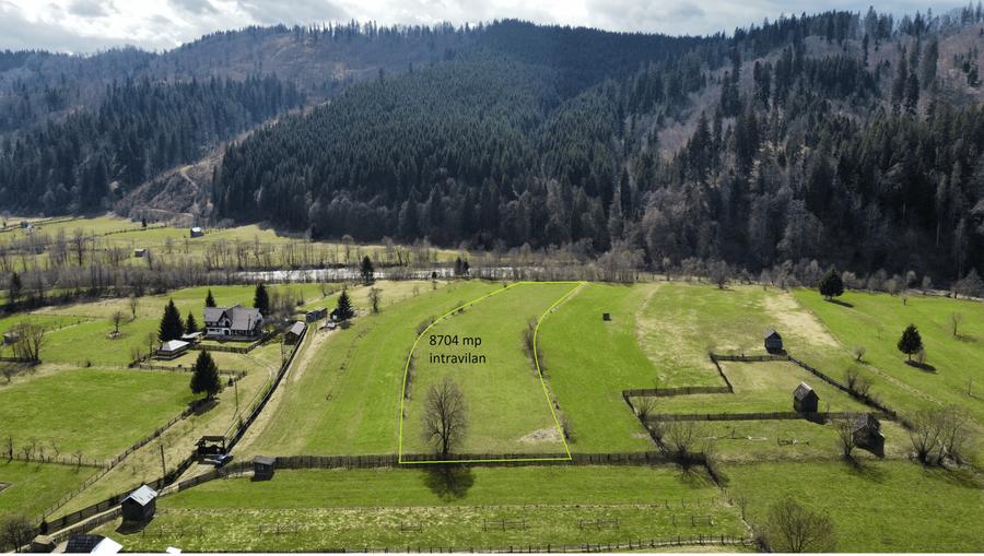 Vindem teren intravilan 8704 mp Vatra Moldovitei - Bucovina - 1