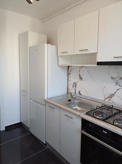 Proprietar inchiriez apartament 1 camera - 10