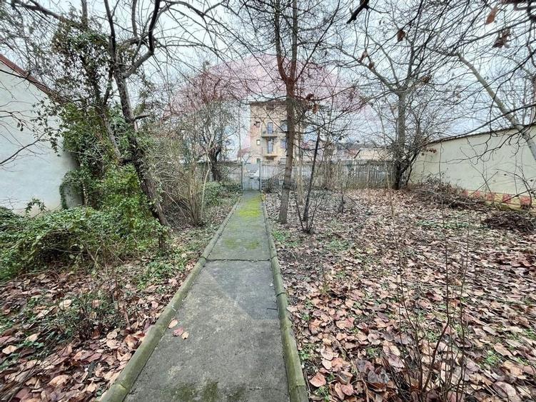 Teren 401 mp, deschidere 13,4, Bucuresti, strada Izbiceni,  Damaroaia - 3